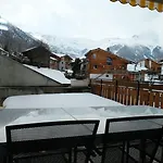 Artist & Garni Lägenhetshotell 3*