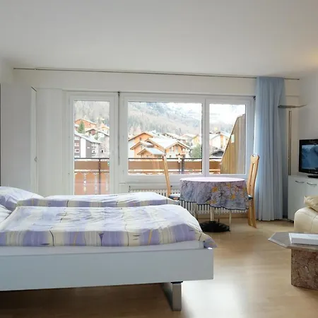 Artist & Garni Aparthotel