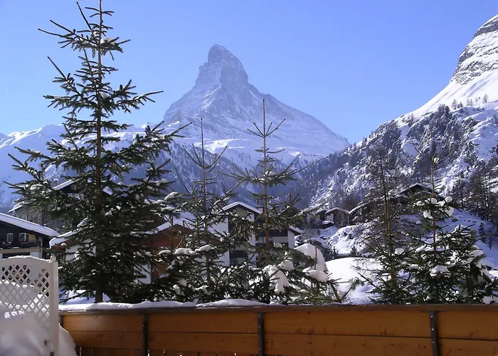 Aparthotel Artist & Garni 3*