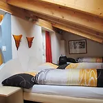 公寓式酒店 伽尼艺术公寓和酒店 3*