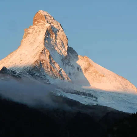 아티스트 앤 가르니 아파트호텔 체르마트