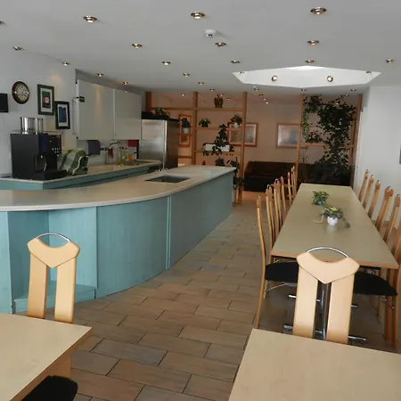 아파트호텔 아티스트 앤 가르니